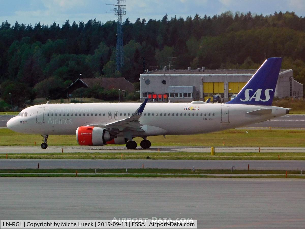 LN-RGL, 2016 Airbus A320-251NEO C/N 7290, At Arlanda