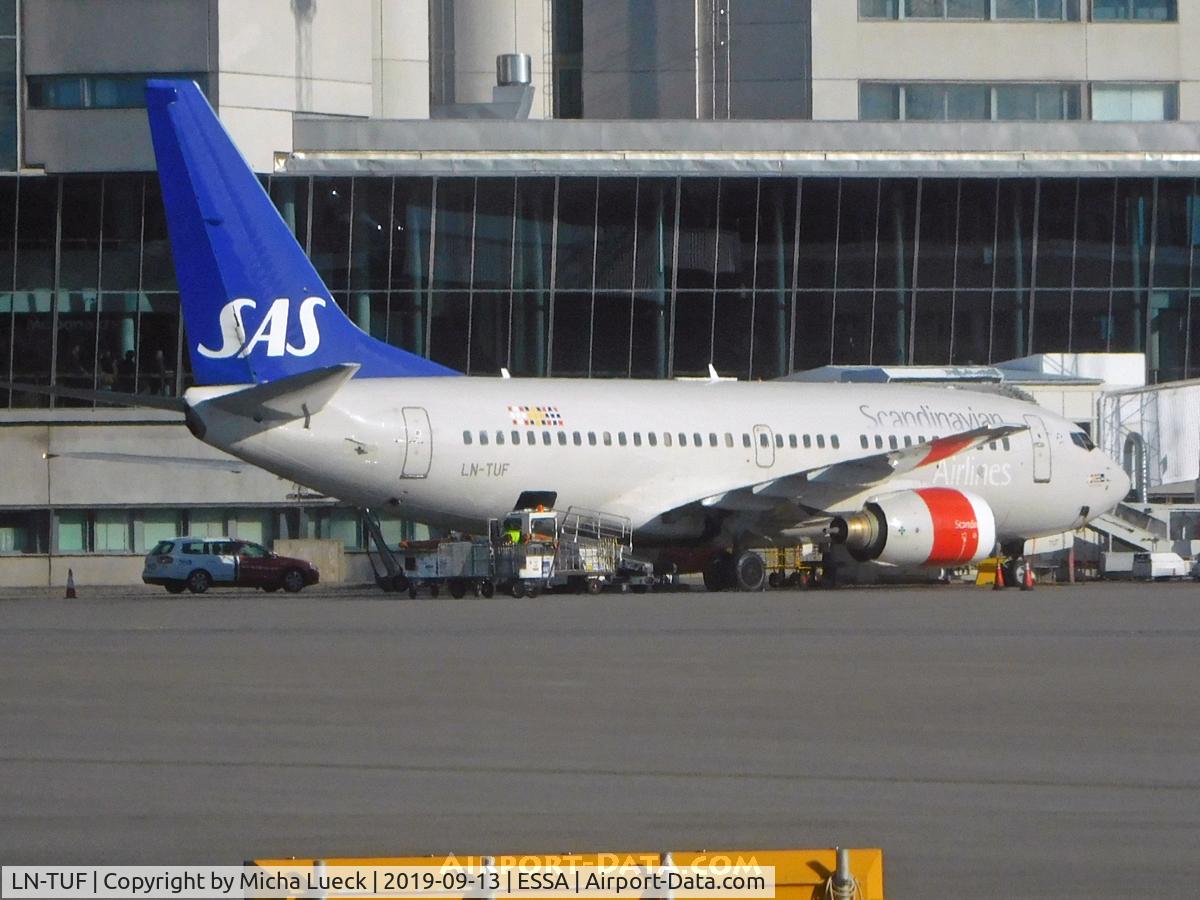 LN-TUF, 1999 Boeing 737-705 C/N 28222, At Arlanda