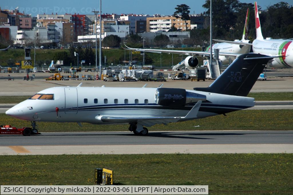 ZS-IGC, 1992 Bombardier Challenger 601-3A (CL-600-2B16) C/N 5114, Tracted