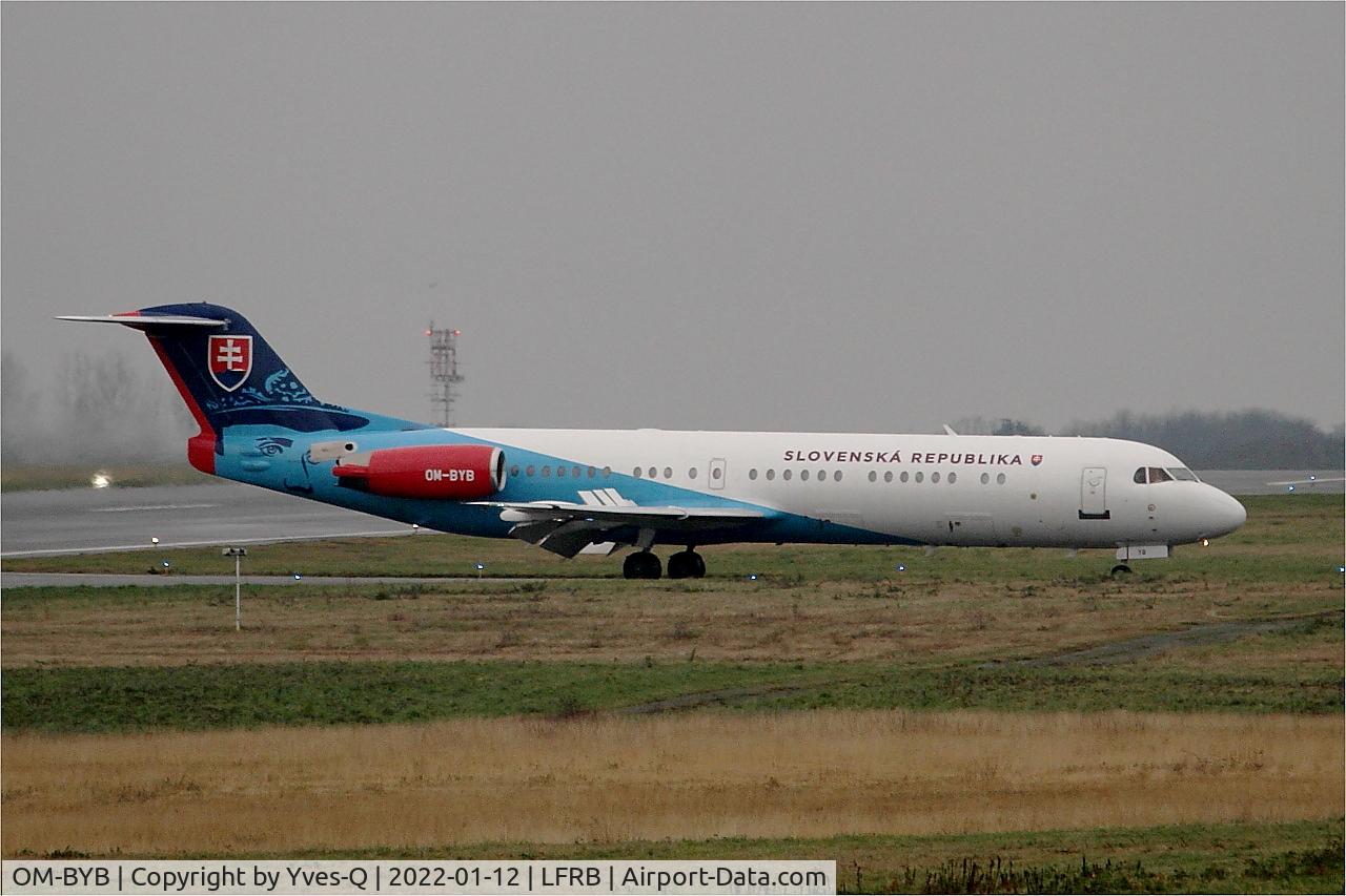 OM-BYB, 1992 Fokker 100 (F-28-0100) C/N 11403, Fokker 100, Taxiing, Brest-Bretagne airport (LFRB-BES)
