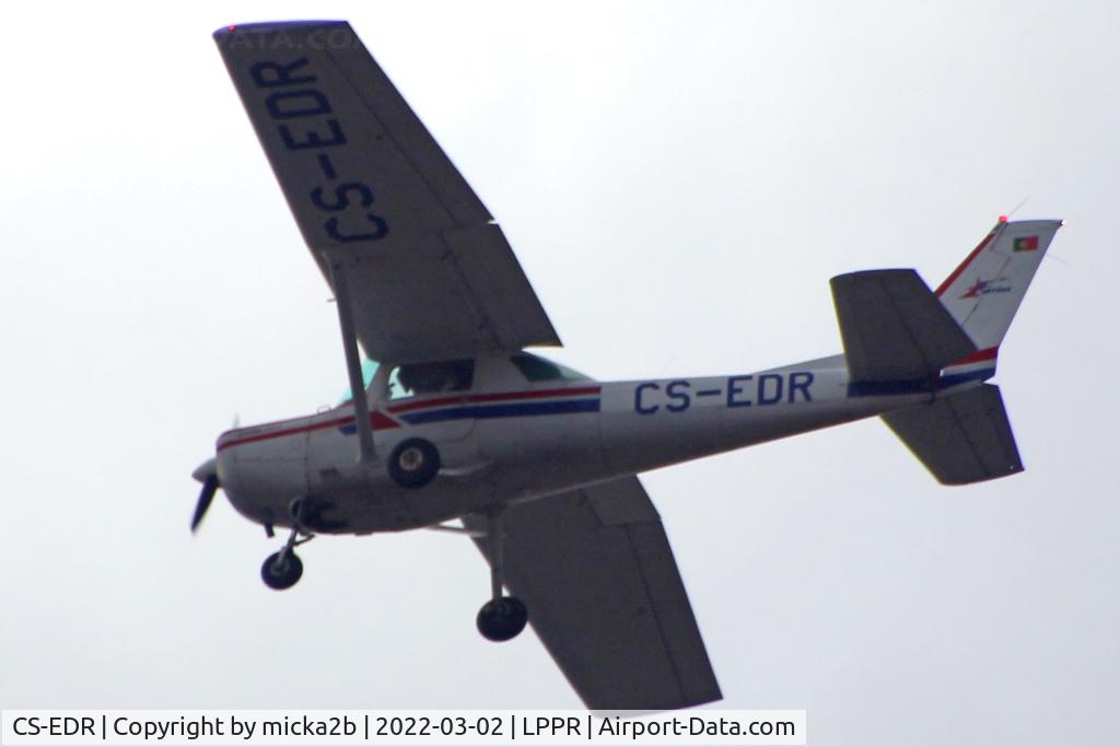 CS-EDR, 1978 Cessna 152 C/N 15282550, In flight