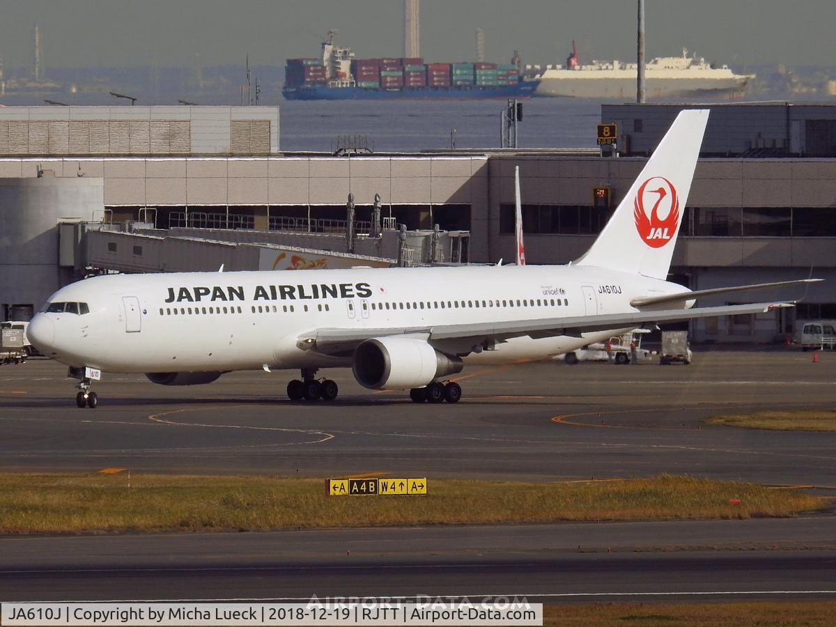JA610J, 2004 Boeing 767-346/ER C/N 33846, At Haneda