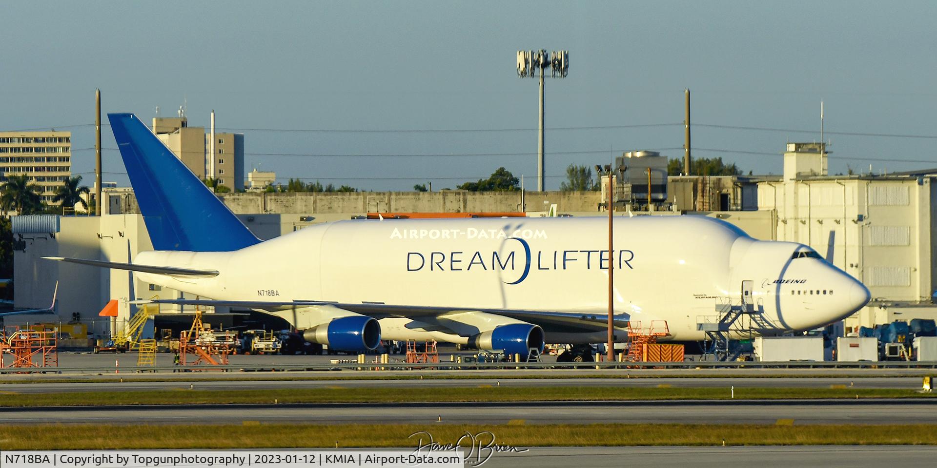 N718BA, 1992 Boeing 747-4H6 C/N 27042, stopping through MIA to clear customs