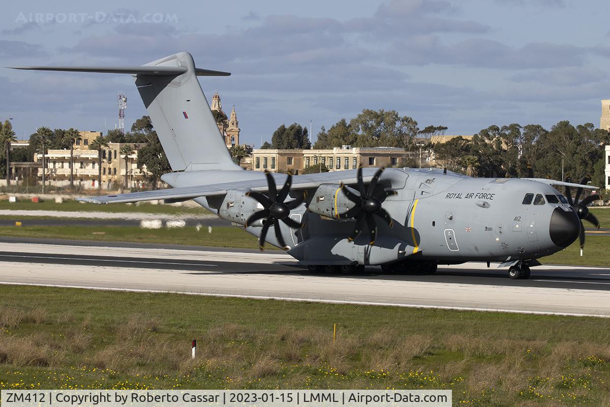 ZM412, 2016 Airbus A400M-180 Atlas C.1 C/N 042, Runway 31 Backtrack