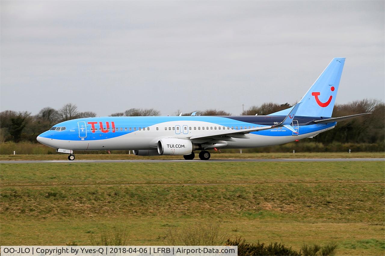 OO-JLO, 2007 Boeing 737-8K5 C/N 34692, Boeing 737-8K5, Take off run rwy 25L, Brest-Bretagne airport (LFRB-BES)