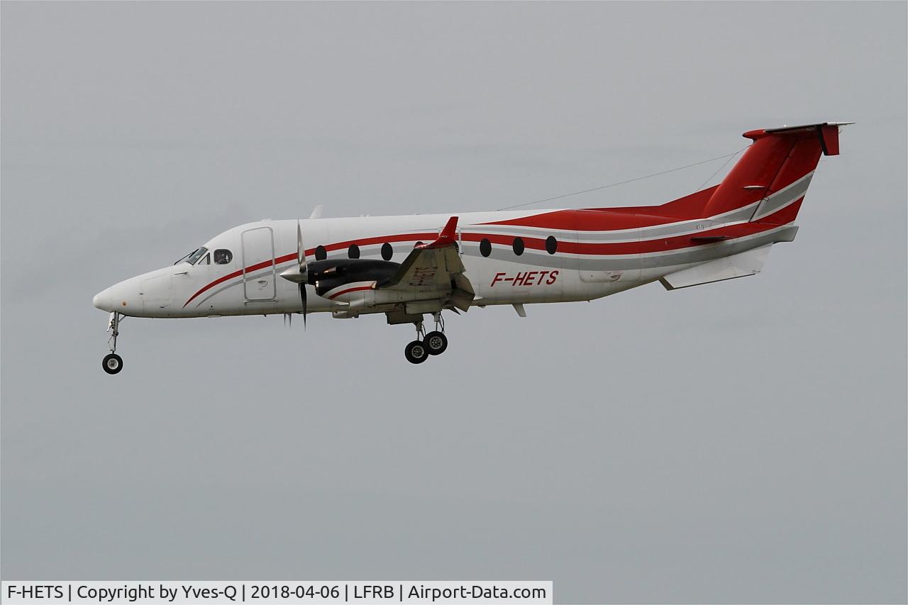 F-HETS, 1999 Raytheon 1900D C/N UE-360, Raytheon Aircraft Company 1900D, On final rwy 25L, Brest-Bretagne Airport (LFRB-BES)