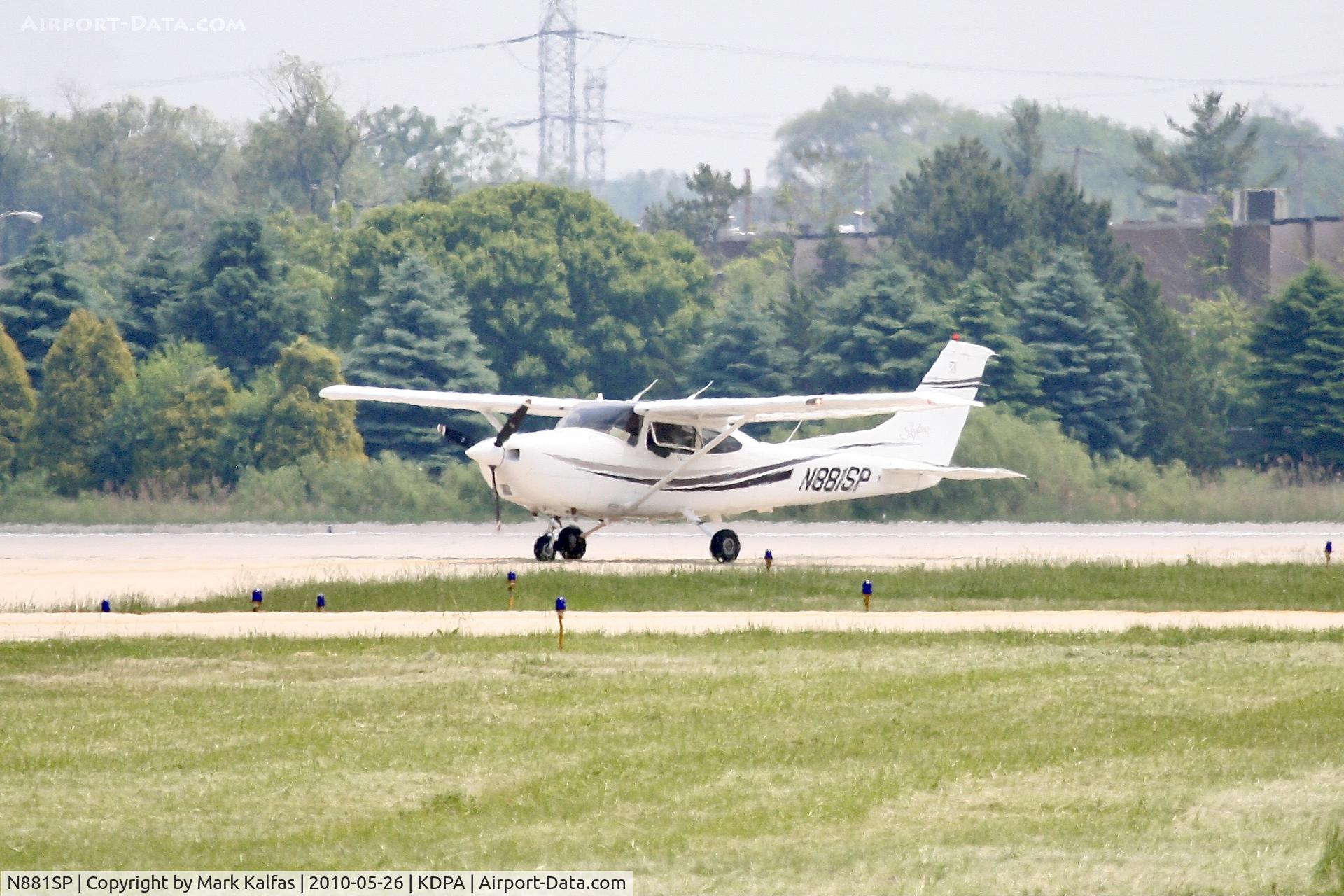 N881SP, 2000 Cessna 182S Skylane C/N 18280784, Cessna 182S, N881SP at KDPA