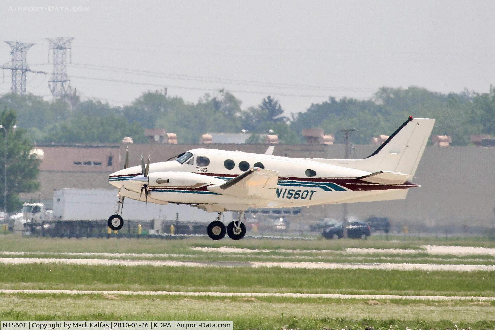 N1560T, 1994 Beech C90A King Air C/N LJ-1357, BLACK OAK LEASING LLC, Beechcraft King Air 90 N1560T DEPARTING on 2L KDPA