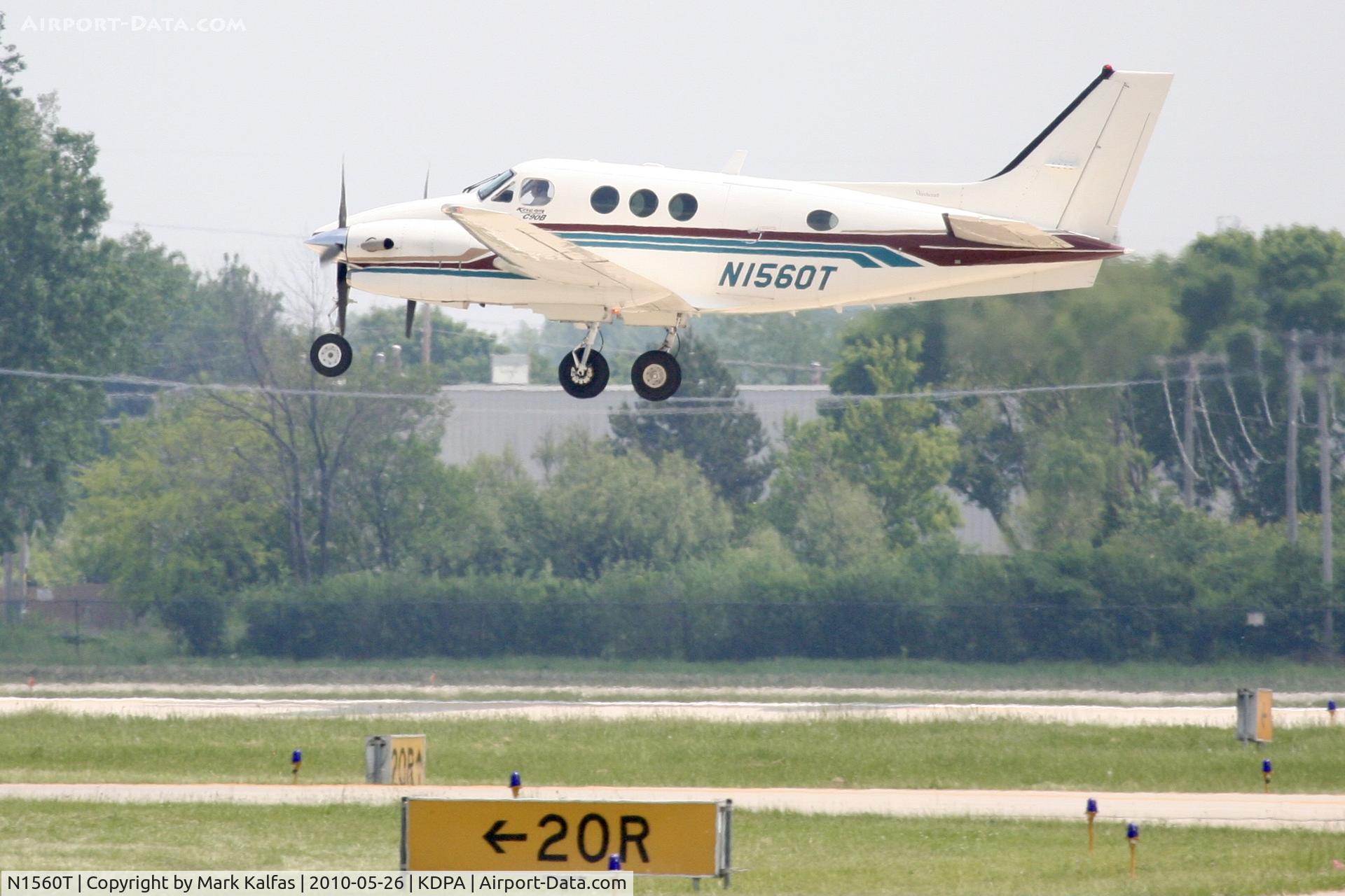 N1560T, 1994 Beech C90A King Air C/N LJ-1357, BLACK OAK LEASING LLC, Beechcraft King Air 90 N1560T DEPARTING on 2L KDPA