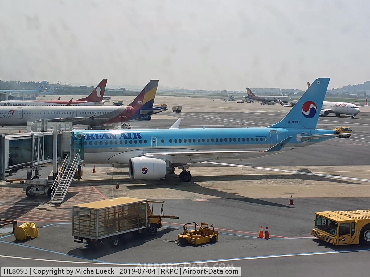 HL8093, 2017 Bombardier CSeries CS300 (BD-500-1A11) C/N 55019, At Jeju