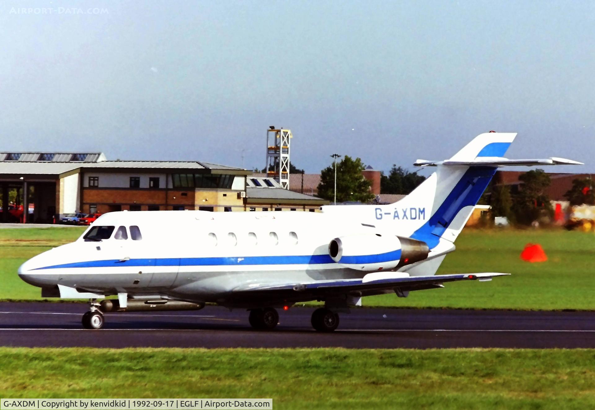 G-AXDM, 1969 Hawker Siddeley HS.125 Series 400B C/N 25194, Departing after Farnborough after the 1992 Air Show.