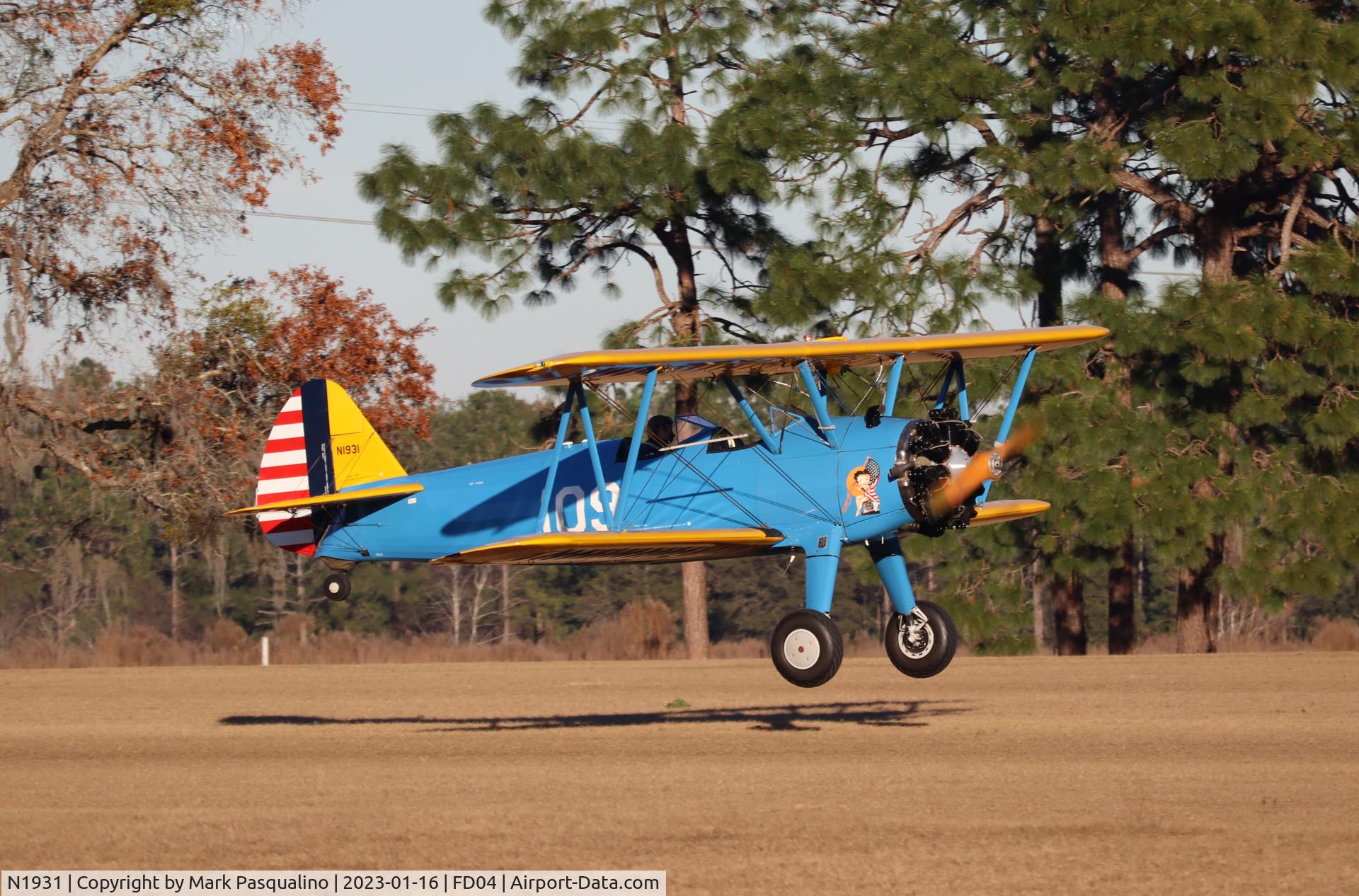 N1931, 1943 Boeing A75N1(PT17) C/N 75-8777, Stearman