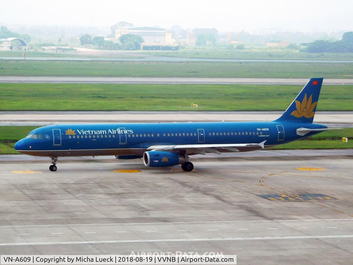 VN-A609, 2014 Airbus A321-231 C/N 5958, At Noi Bai
