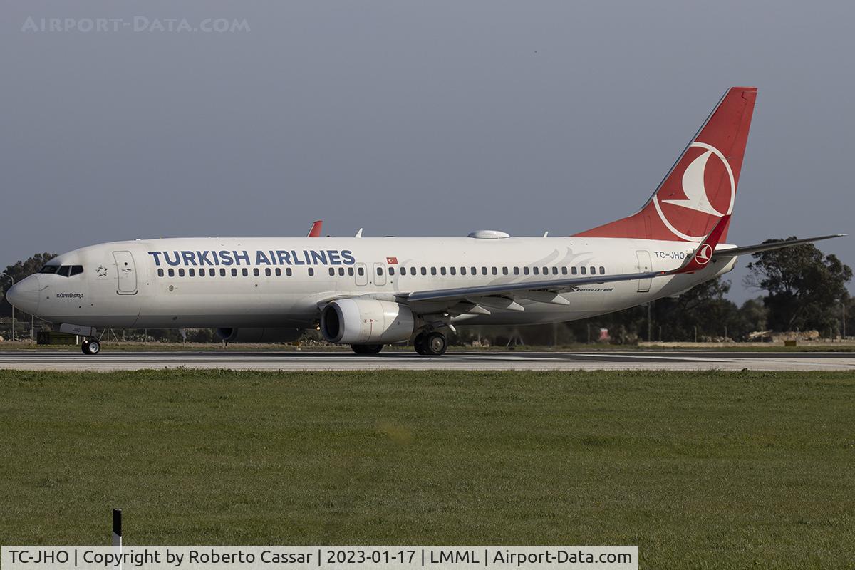 TC-JHO, 2013 Boeing 737-8F2 C/N 40987, Runway 31