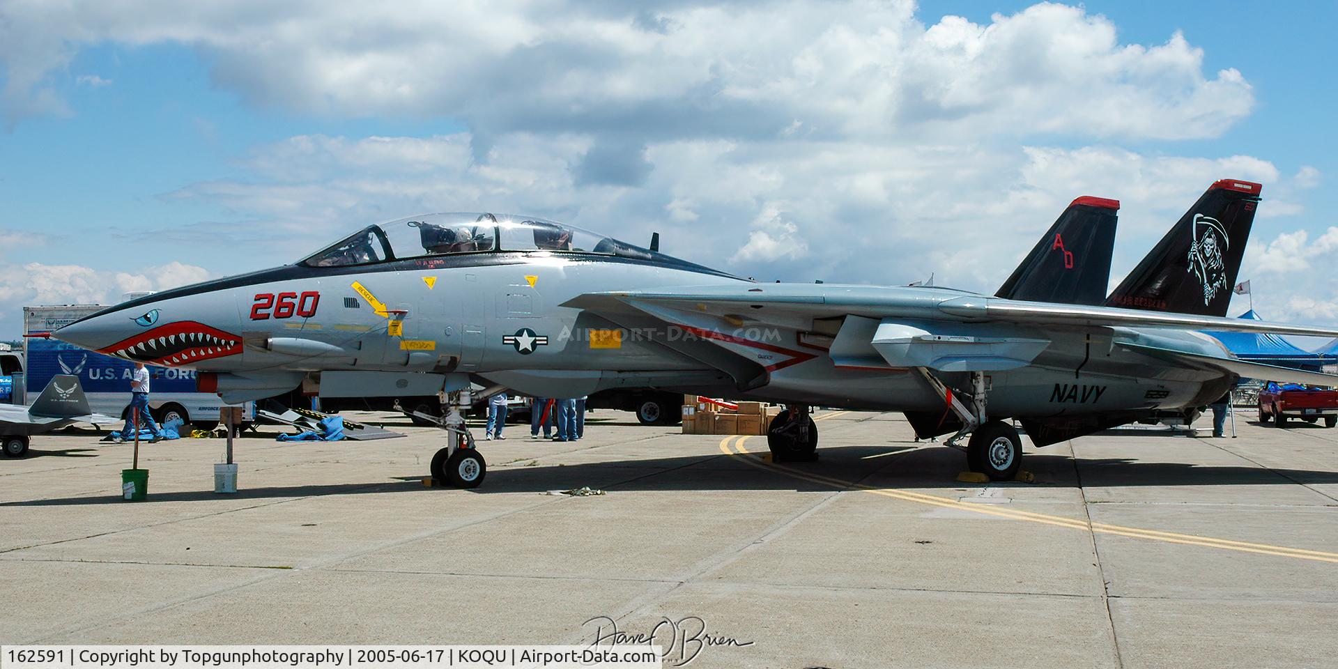 162591, Grumman F-14A Tomcat C/N 513, Quonset Museum Display