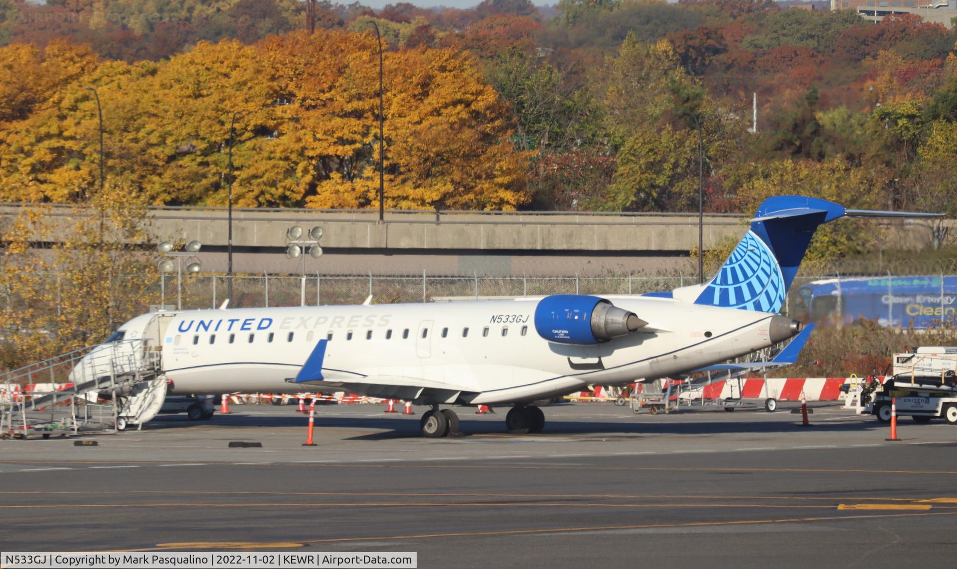 N533GJ, 2006 Bombardier CRJ-702 (CL-600-2C10) Regional Jet) C/N 10239, CL-600-2C10