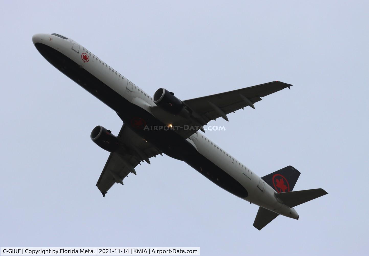 C-GIUF, 2001 Airbus A321-211 C/N 1638, Air Canada A321 zx