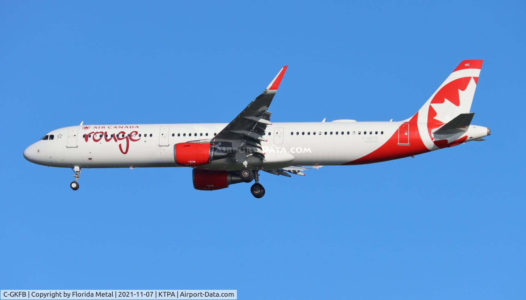 C-GKFB, 2018 Airbus A321-211 C/N 8232, Rouge A321 zx