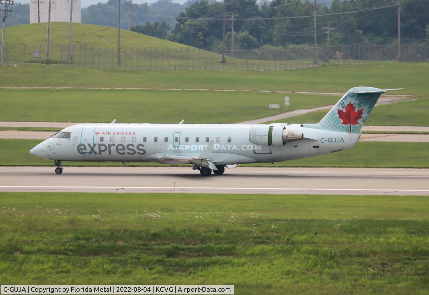 C-GUJA, 2005 Bombardier CRJ-200ER (CL-600-2B19) C/N 8011, Air Canada Express CRJ-200 zx