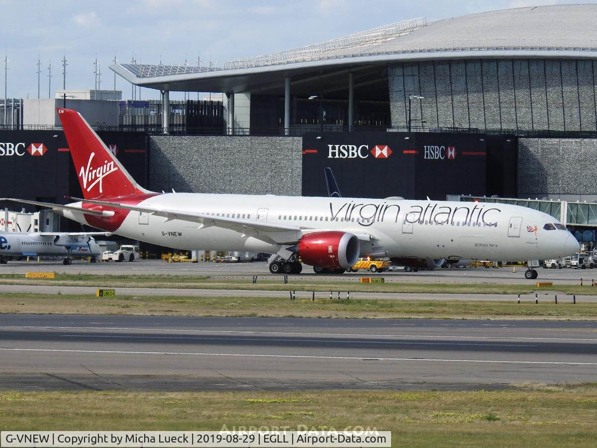 G-VNEW, 2014 Boeing 787-9 Dreamliner C/N 40956, At Heathrow