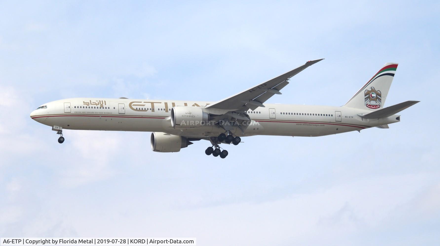 A6-ETP, 2013 Boeing 777-3FX/ER C/N 41699, Etihad 777-300 zx