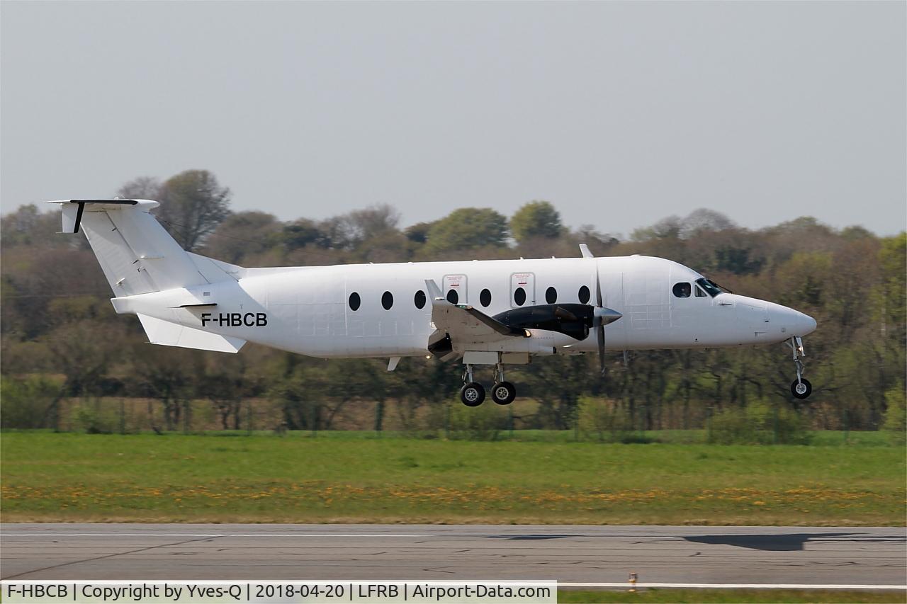 F-HBCB, 1999 Raytheon 1900D C/N UE-390, Raytheon Aircraft Company 1900D, Landing rwy 05, Brest-Bretagne Airport (LFRB-BES)