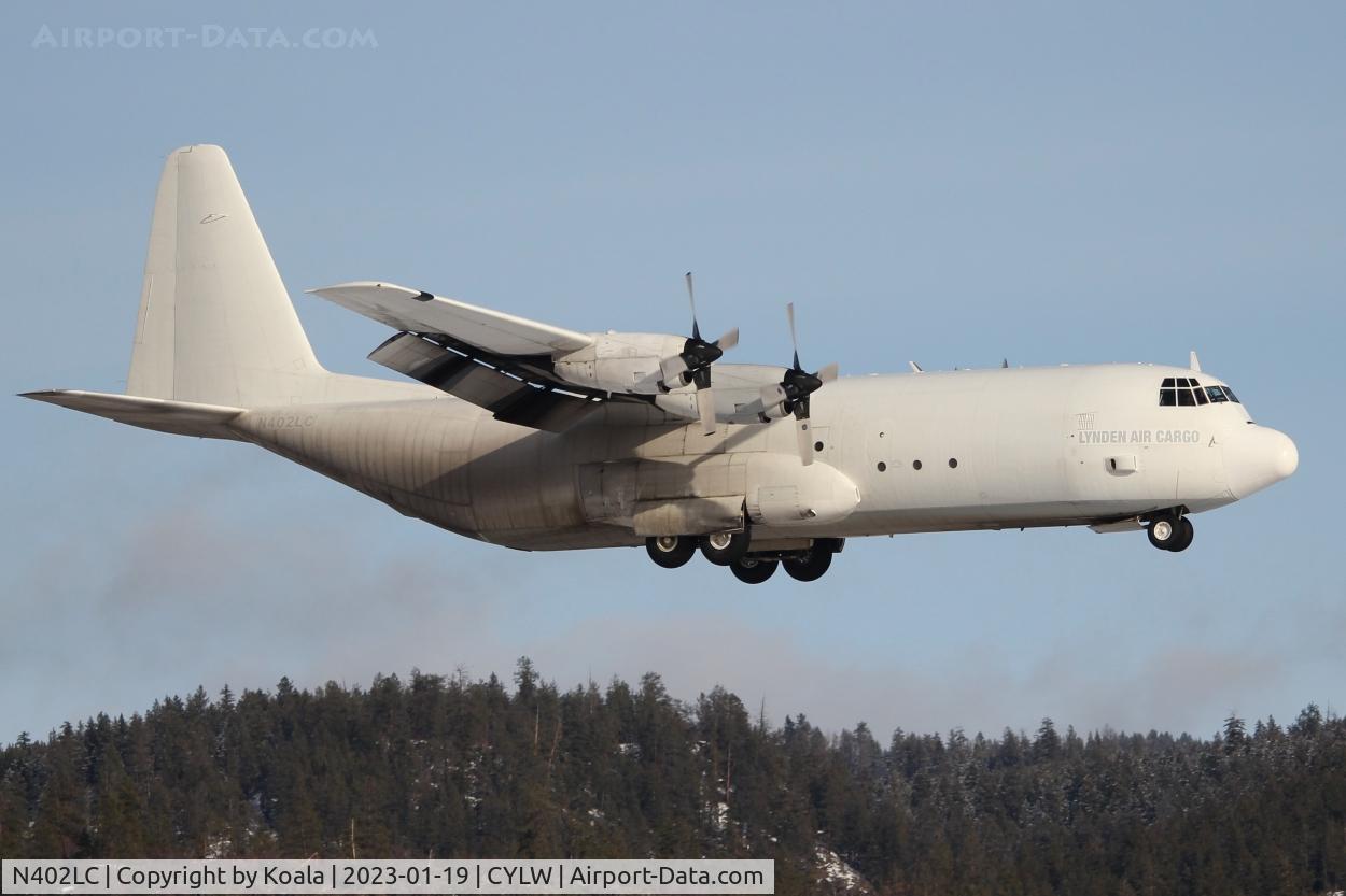 N402LC, 1976 Lockheed L-100-30 Hercules (L-382G) C/N 382-4698, Short final after flight from Anchorage.