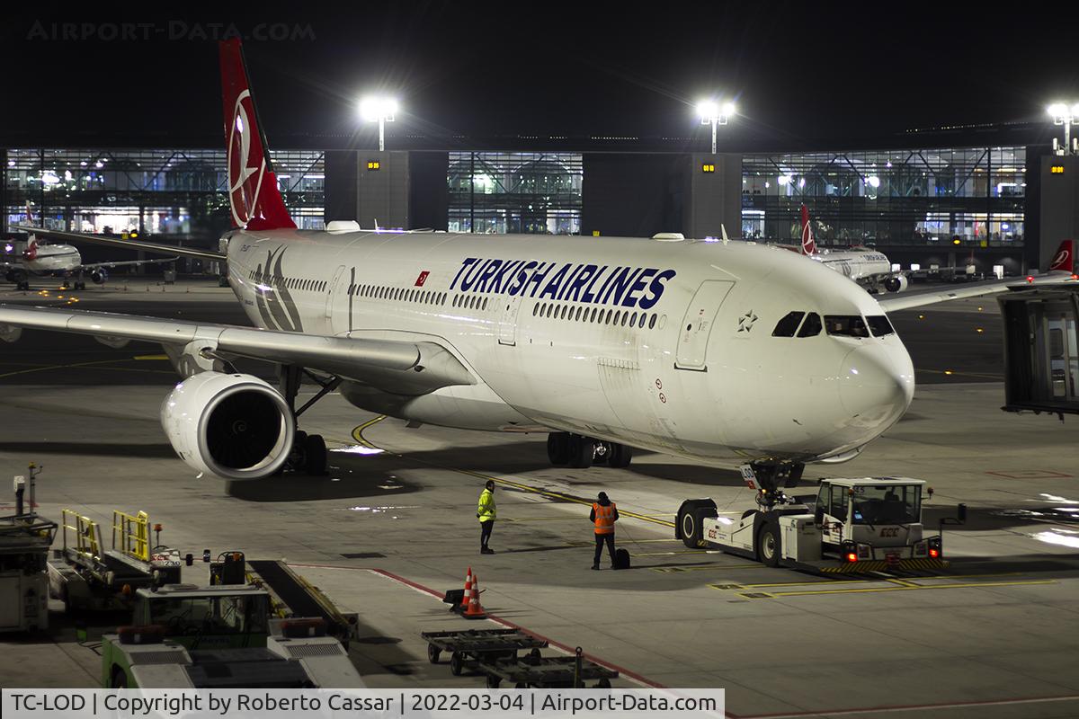 TC-LOD, 2014 Airbus A330-343 C/N 1554, Istanbul Airport - LTFM