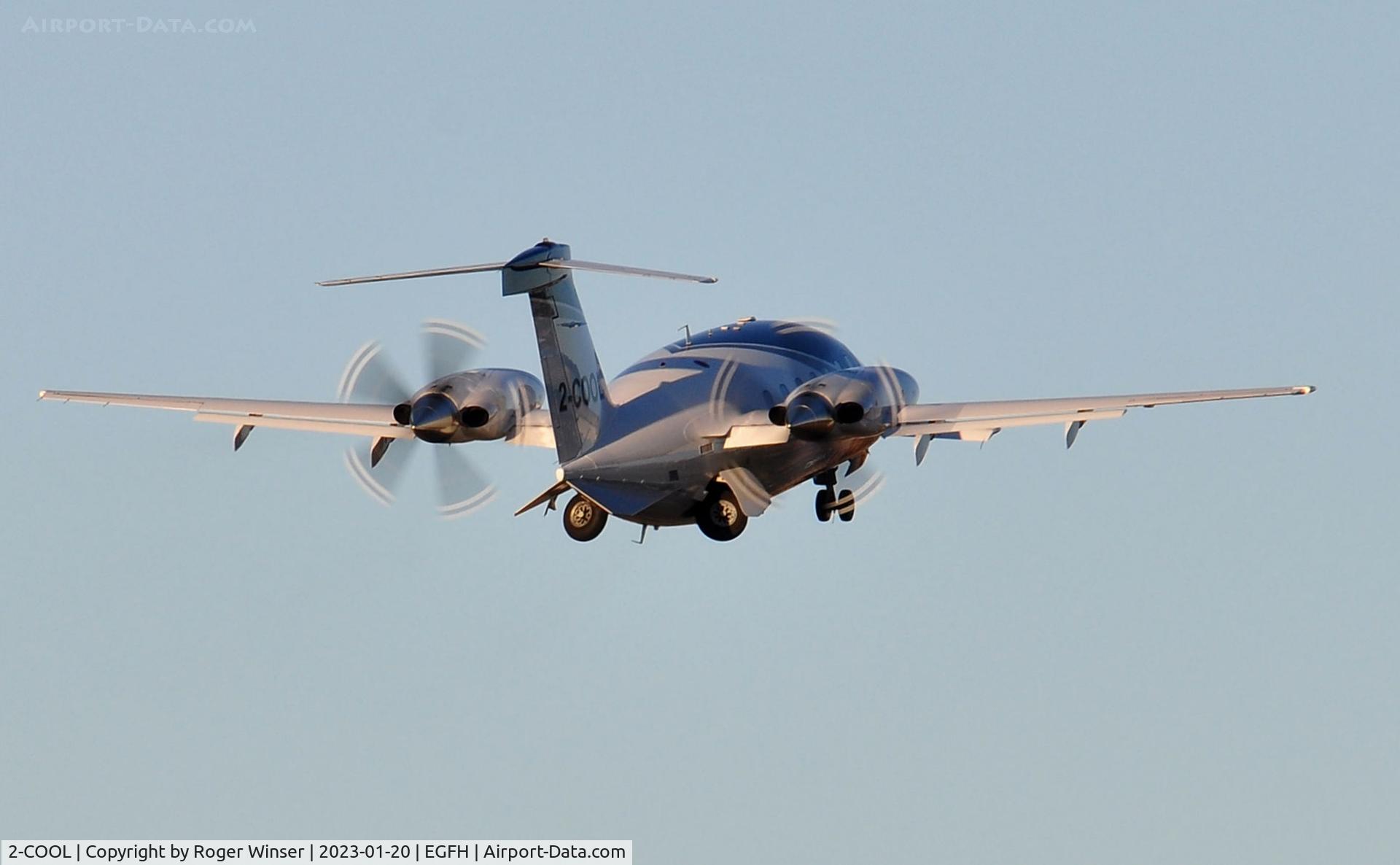 2-COOL, 2007 Piaggio P-180 Avanti II C/N 1149, Vising Avanti II departing to Gloucestershire Airport.