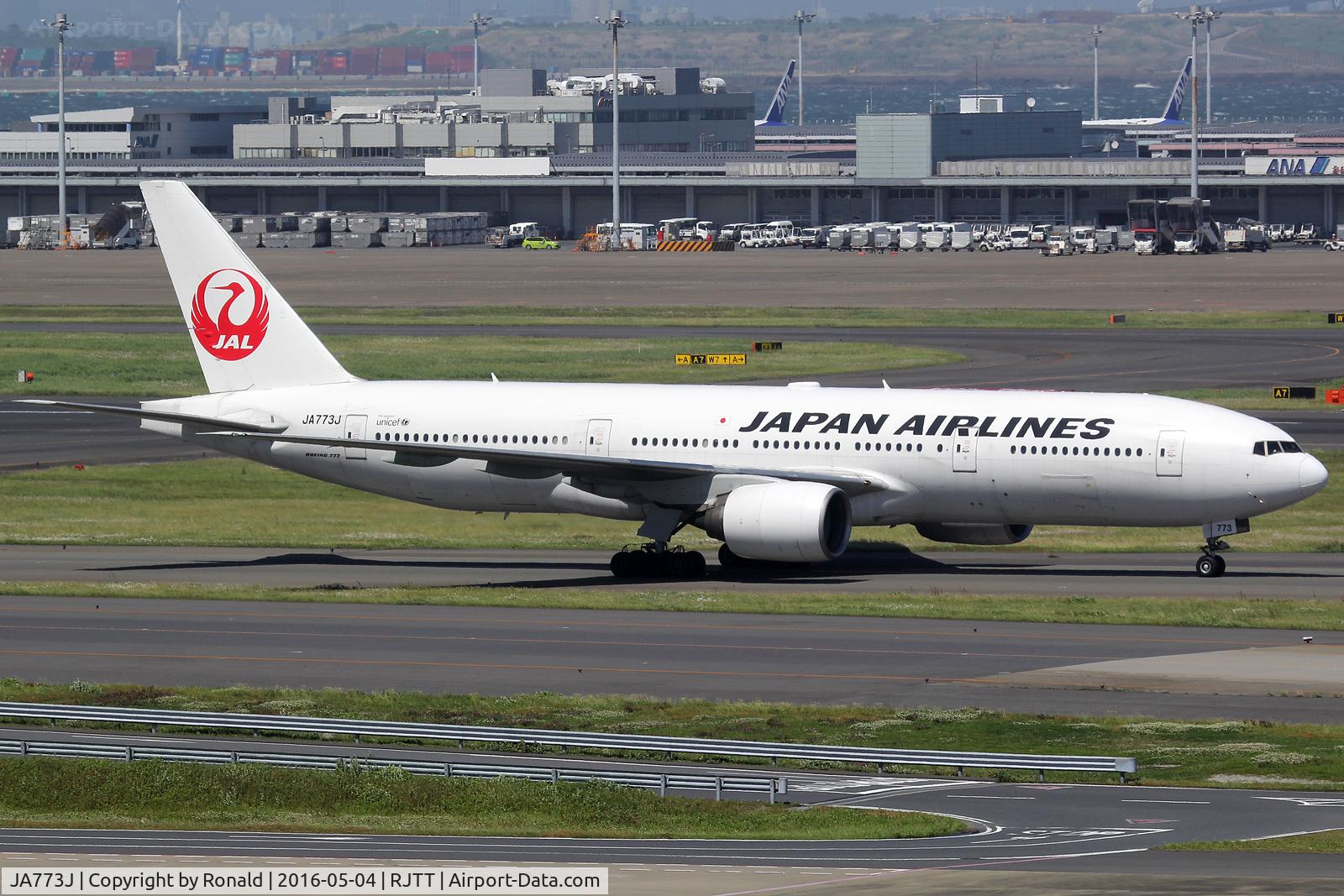 JA773J, 2007 Boeing 777-246 C/N 27653, at hnd