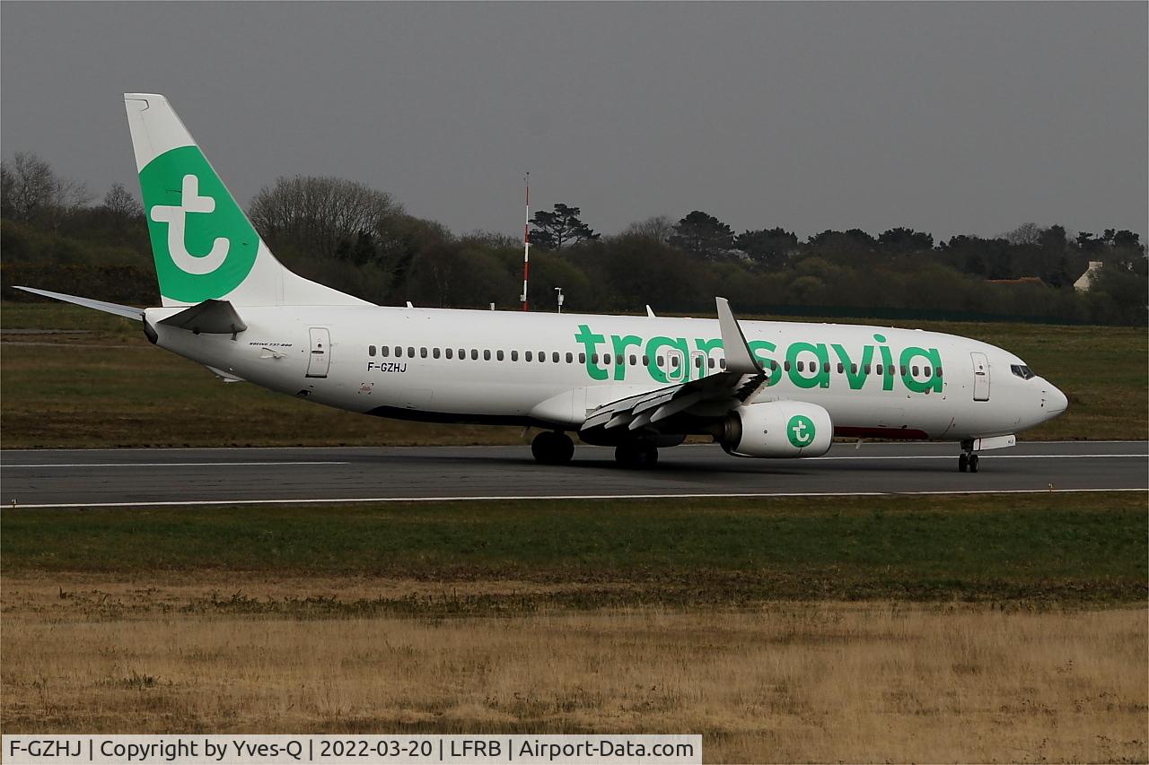 F-GZHJ, 2013 Boeing 737-86J C/N 37778, Boeing 737-86J, U-Turn rwy 07R, Brest-Bretagne Airport (LFRB-BES)