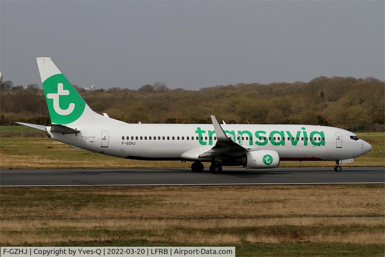 F-GZHJ, 2013 Boeing 737-86J C/N 37778, Boeing 737-86J, Take off run rwy 07R, Brest-Bretagne Airport (LFRB-BES)