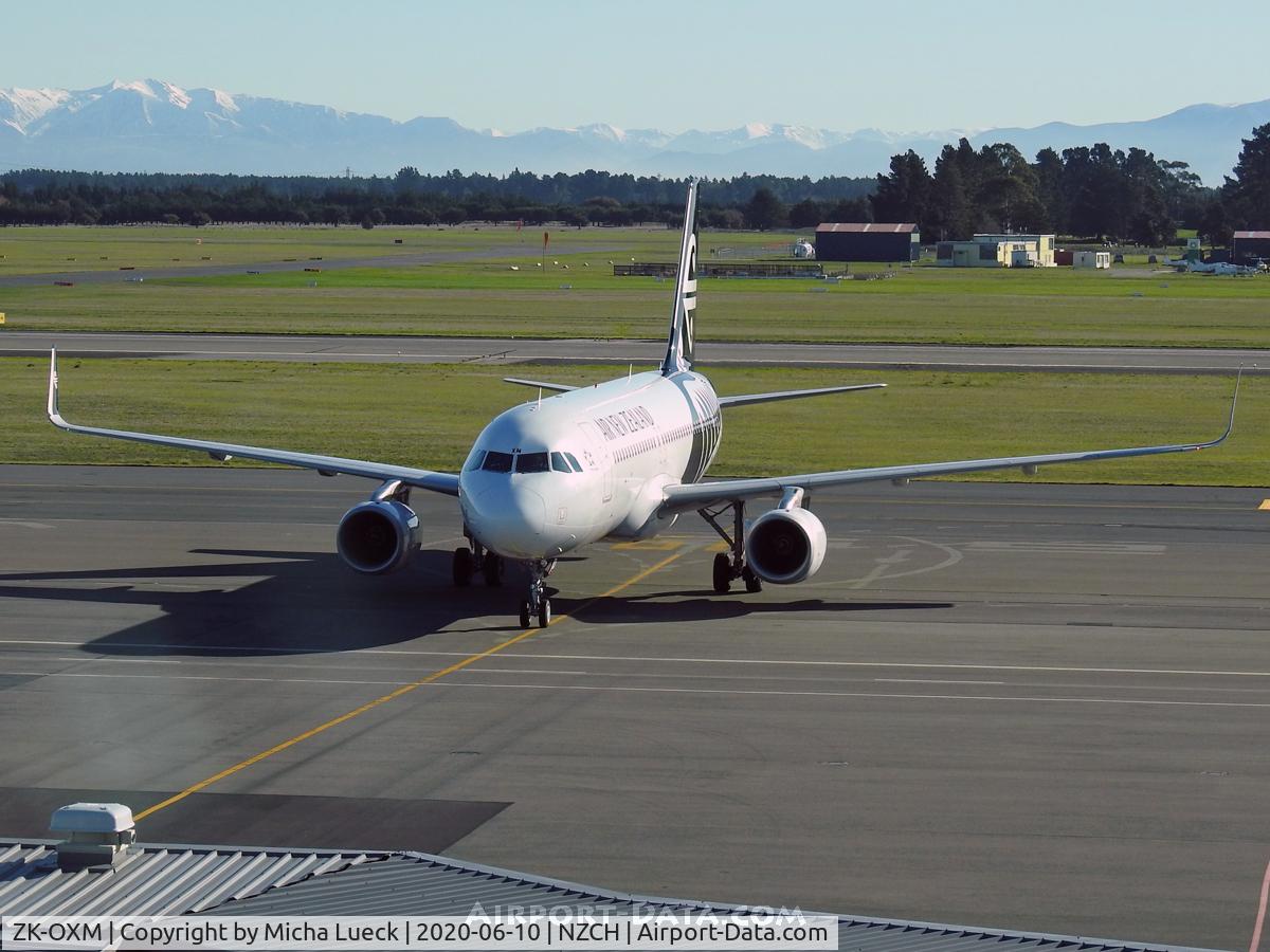 ZK-OXM, 2016 Airbus A320-232 C/N 7362, Arriving at the gate