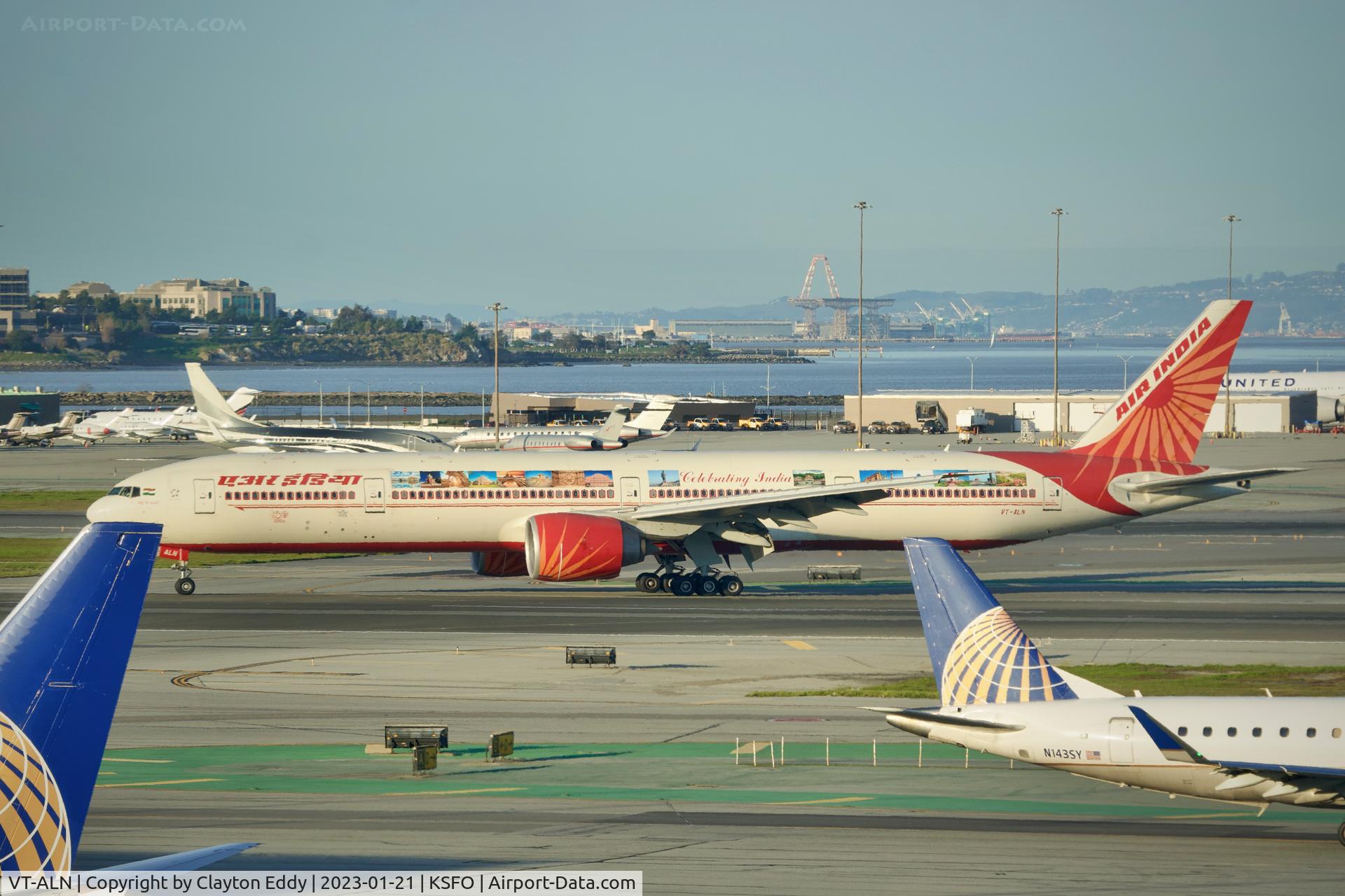 VT-ALN, 2008 Boeing 777-337/ER C/N 36312, Sky Terrace SFO 2023.