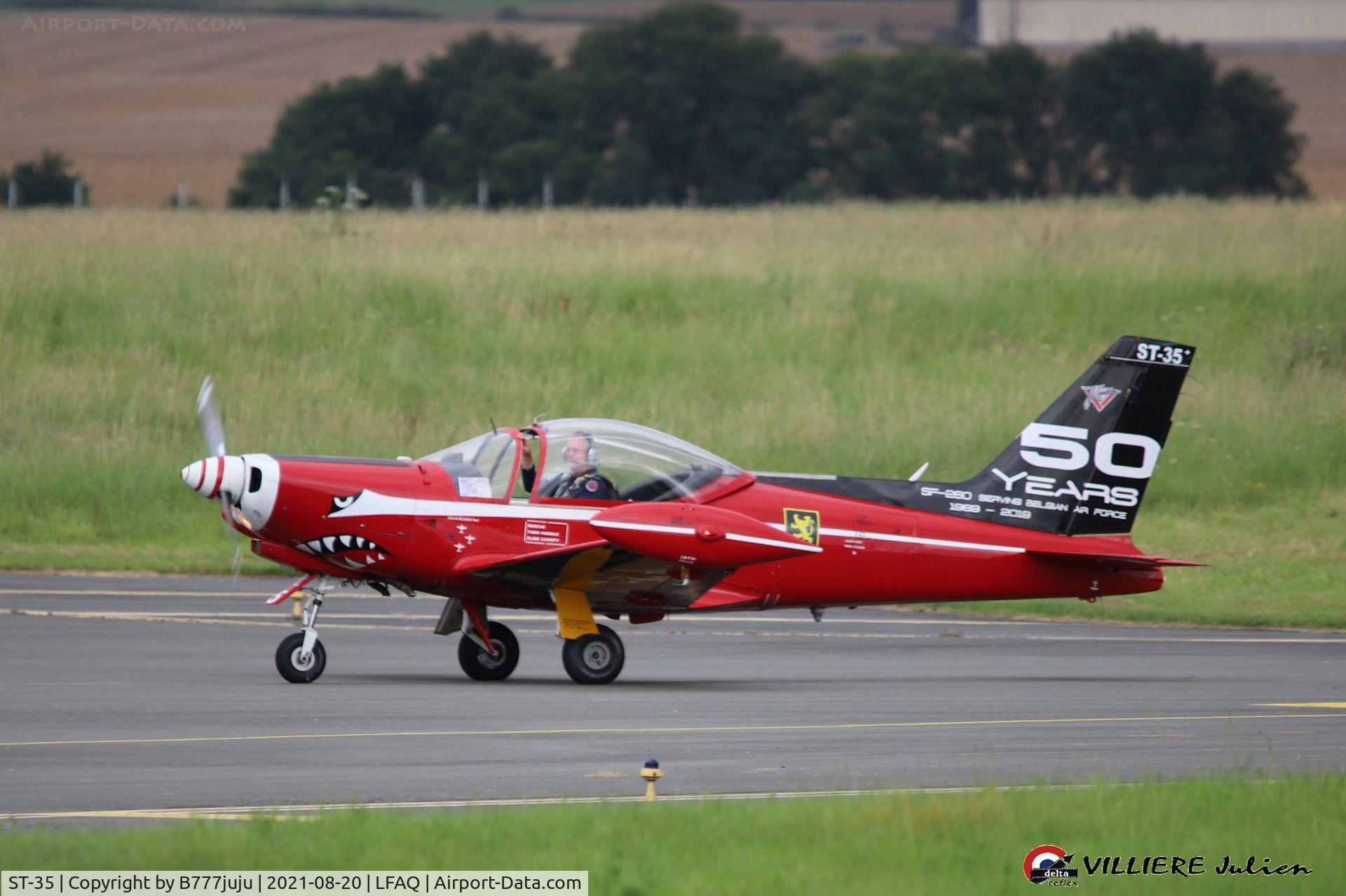 ST-35, SIAI-Marchetti SF-260M C/N 10-35, during Albert Airshow
