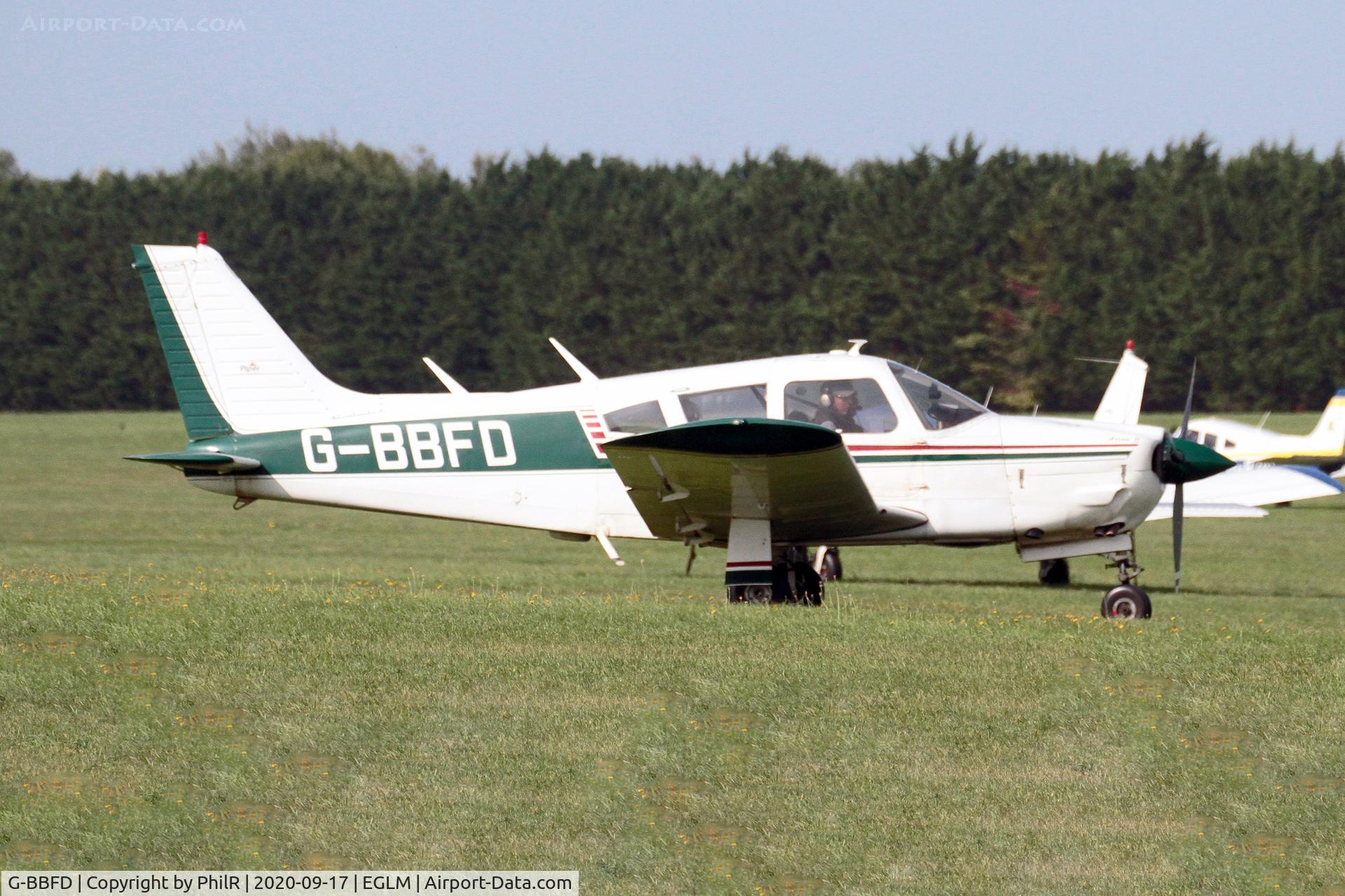 G-BBFD, 1973 Piper PA-28R-200-2 Cherokee Arrow II C/N 28R-7335342, G-BBFD 1973 Piper PA-28 Cherokee Arrow ll White Waltham