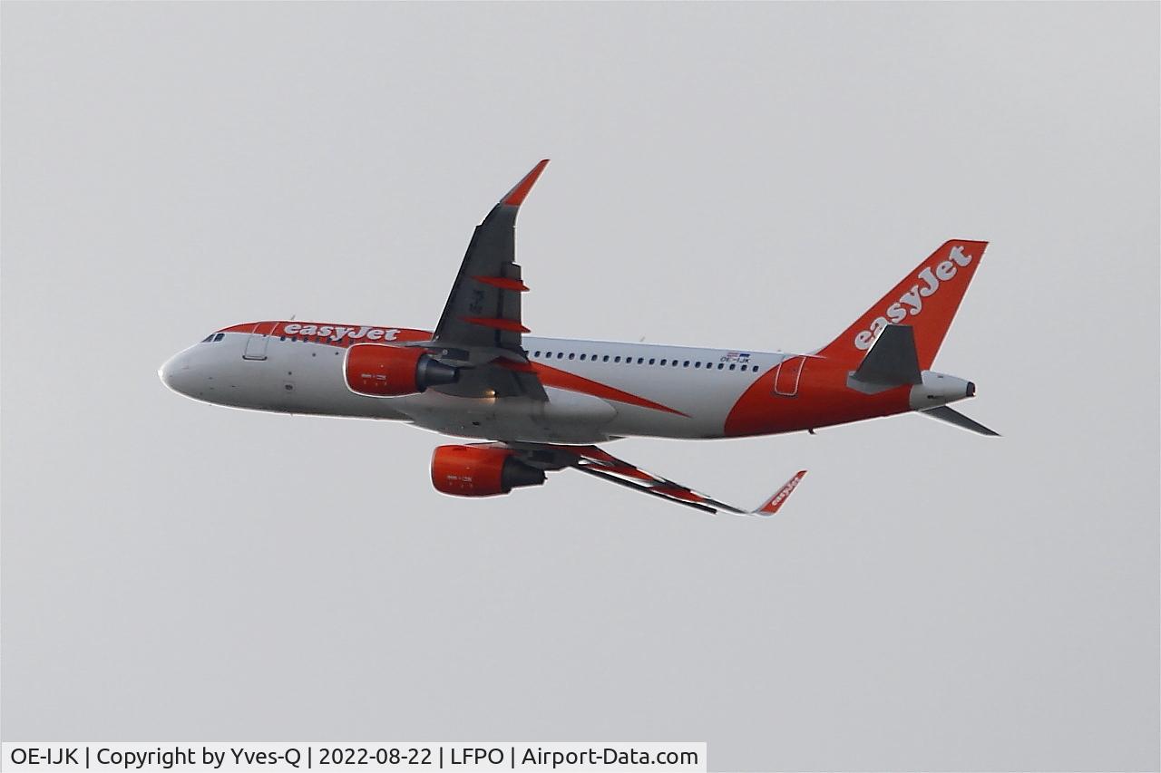 OE-IJK, 2015 Airbus A320-214 C/N 6565, Airbus A320-214, Climbing from rwy 24, Paris Orly airport (LFPO-ORY)