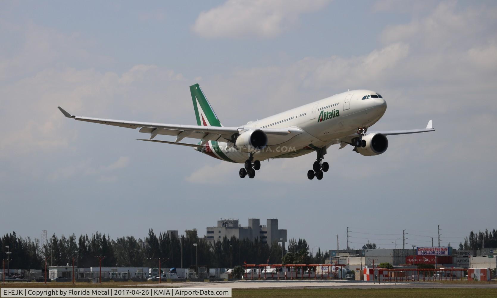 EI-EJK, 2011 Airbus A330-202 C/N 1252, Alitalia A332 zx