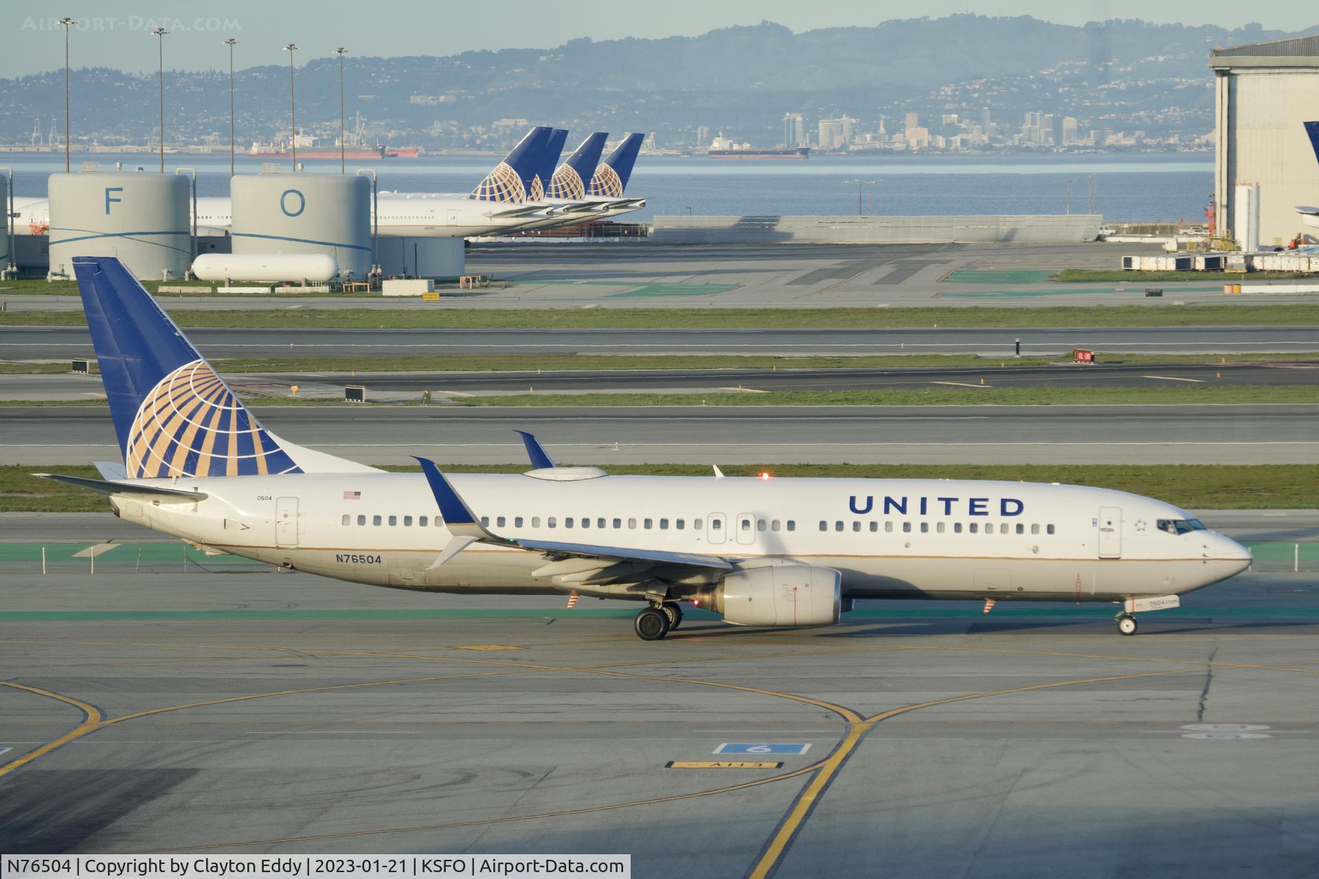 N76504, 2006 Boeing 737-824 C/N 31604, SFO 2023.