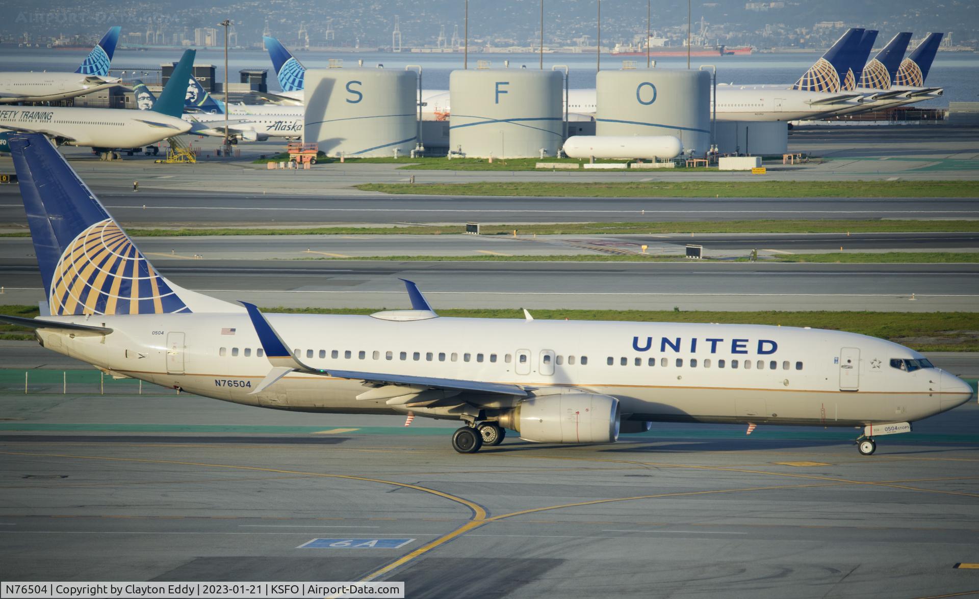 N76504, 2006 Boeing 737-824 C/N 31604, SFO 2023.