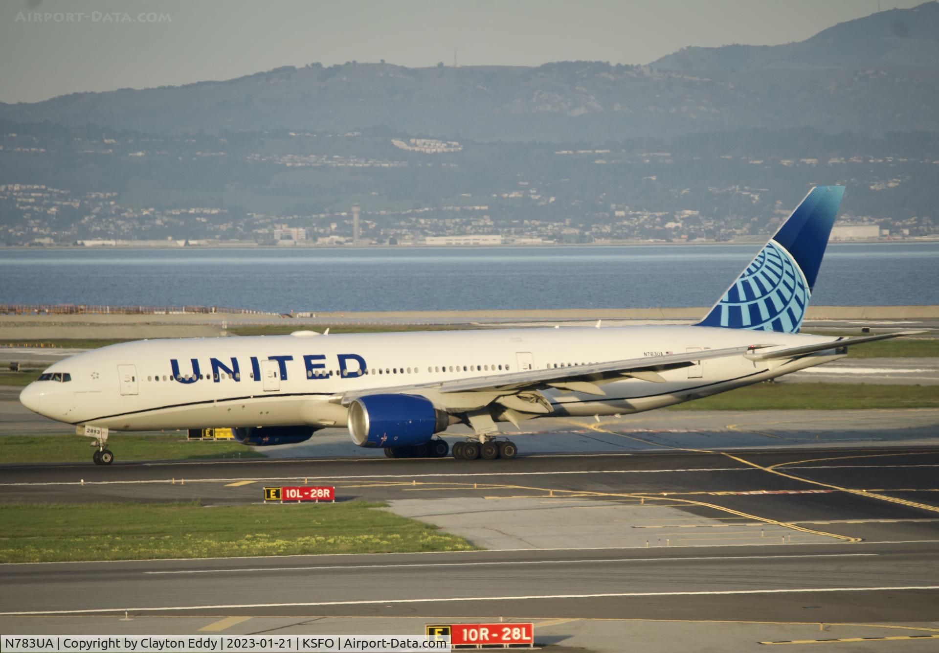 N783UA, 1997 Boeing 777-222/ER C/N 26950, SFO 2023.