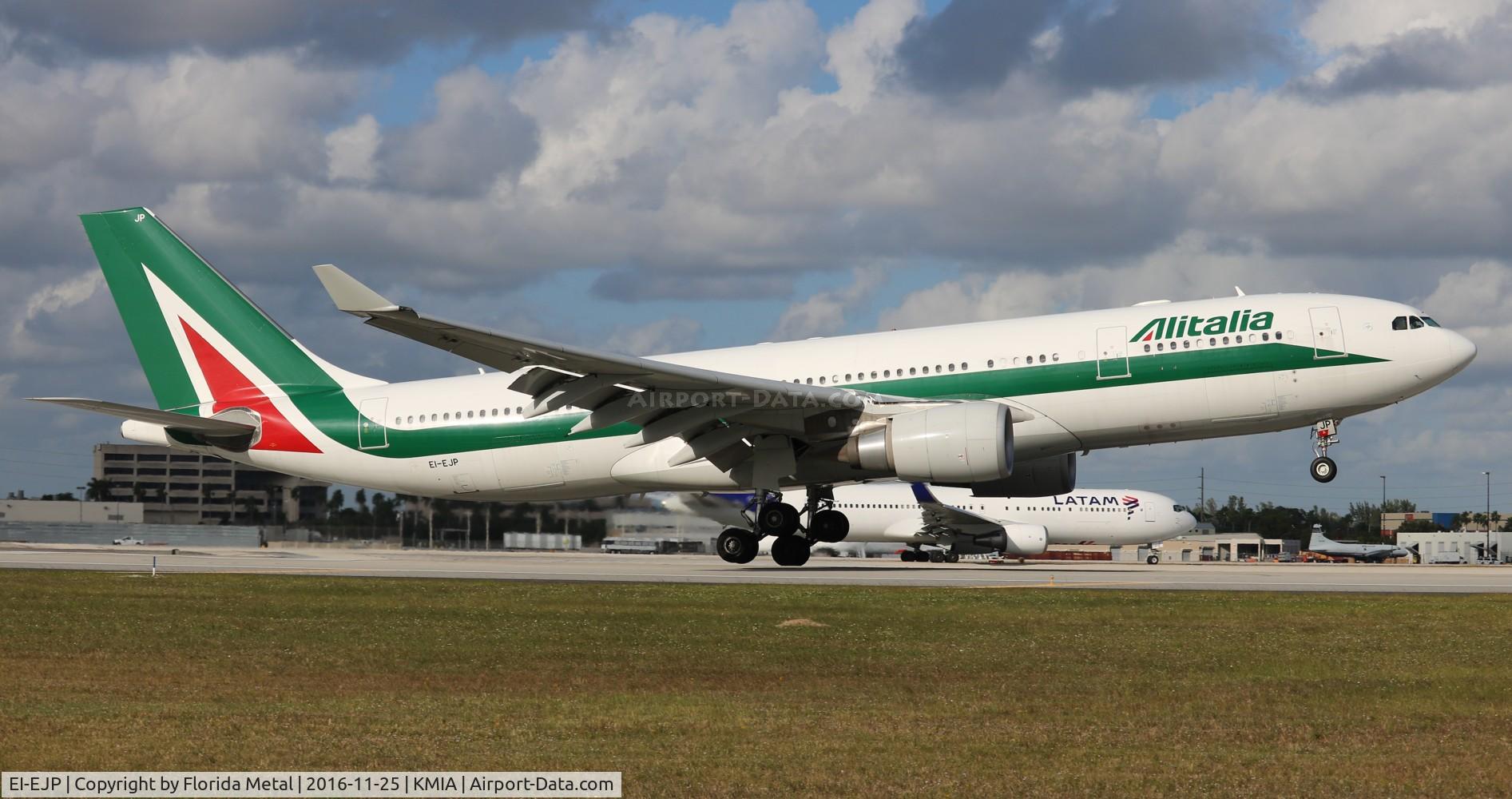 EI-EJP, 2012 Airbus A330-202 C/N 1354, Alitalia A332 zx