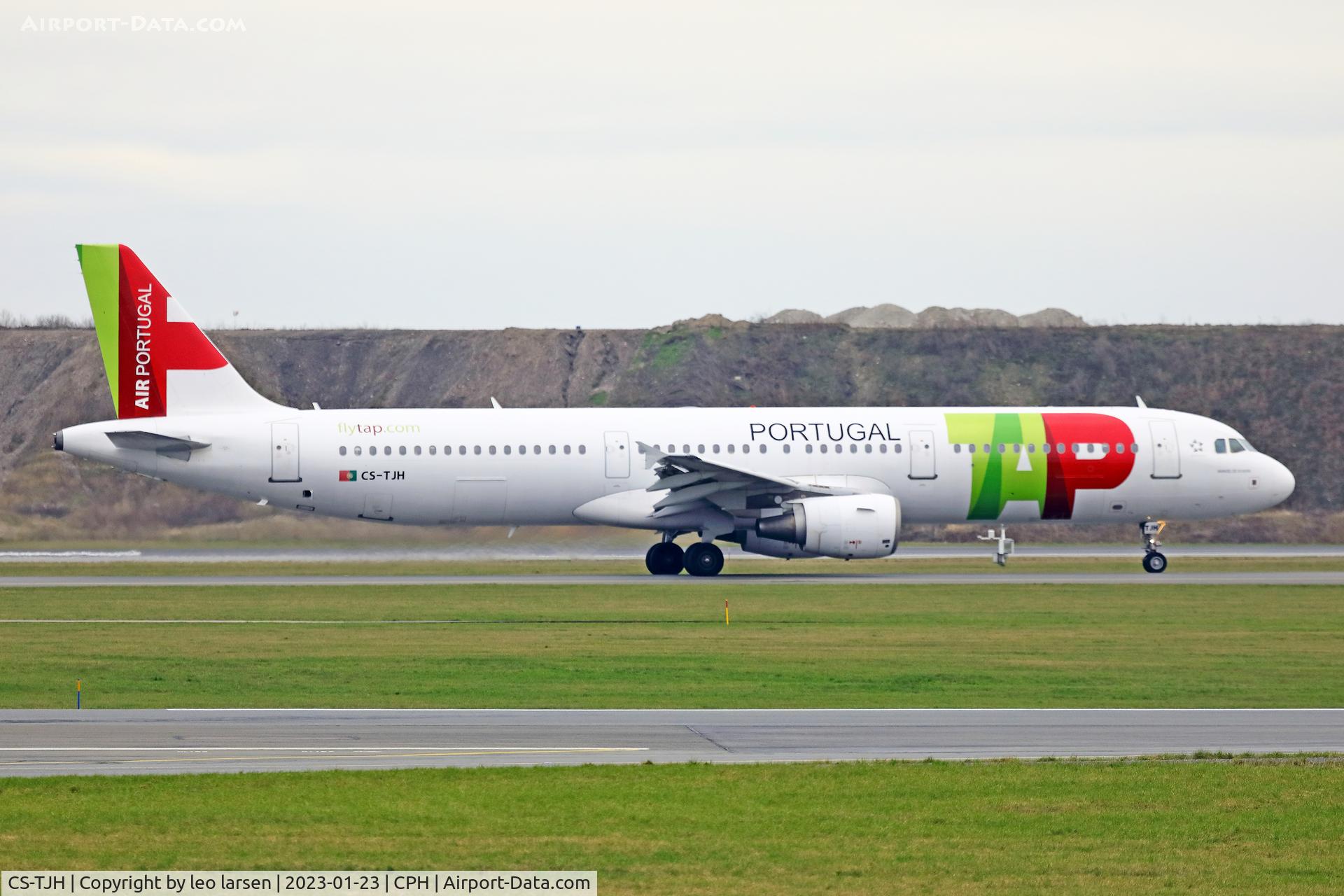 CS-TJH, 2004 Airbus A321-211 C/N 2270, Copenhagen 23.1.2023