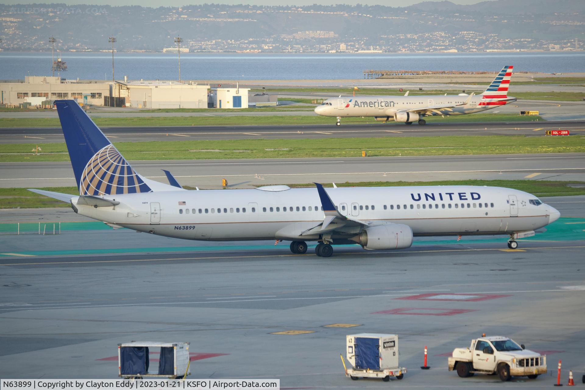 N63899, 2016 Boeing 737-924/ER C/N 62816, SFO 2023.