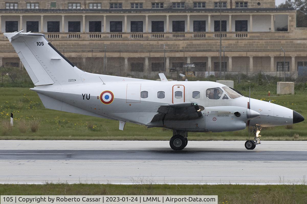 105, Embraer EMB-121AA Xingu C/N 121105, Runway 13