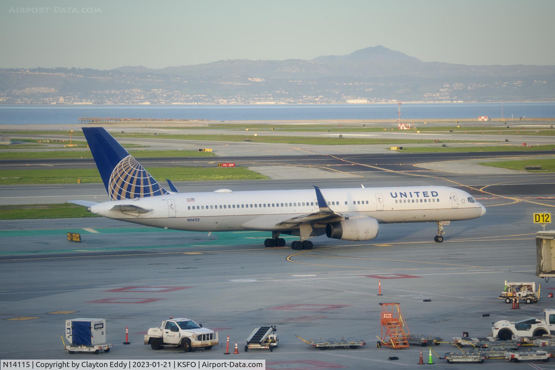 N14115, 1995 Boeing 757-224 C/N 27557, SFO 2023.