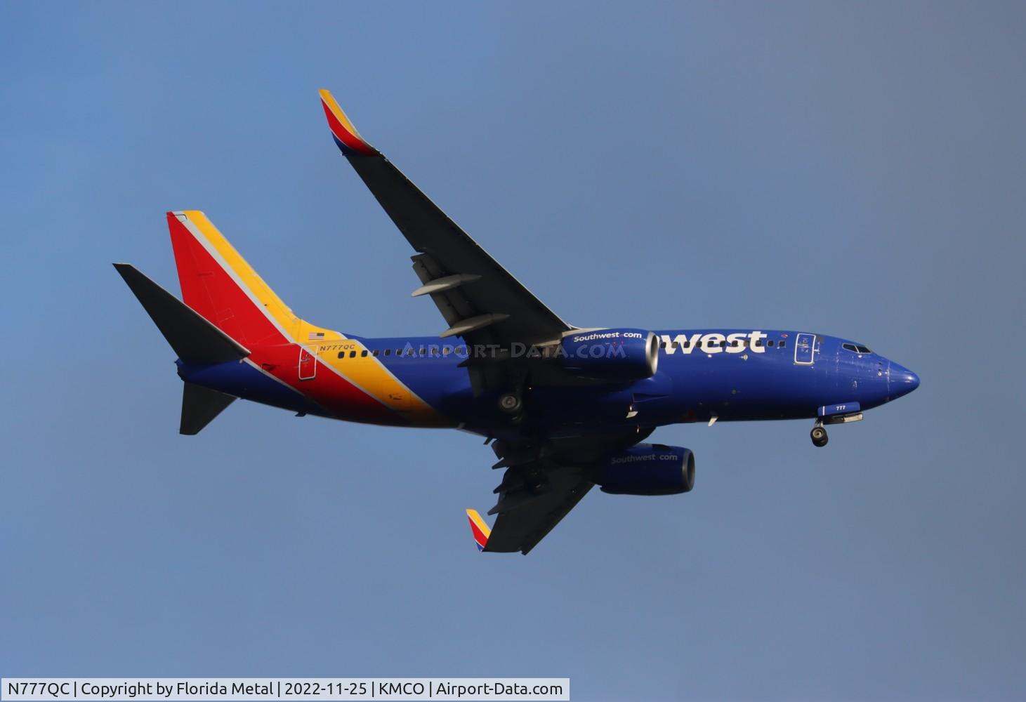 N777QC, 2000 Boeing 737-7H4 C/N 30592, MCO 2022