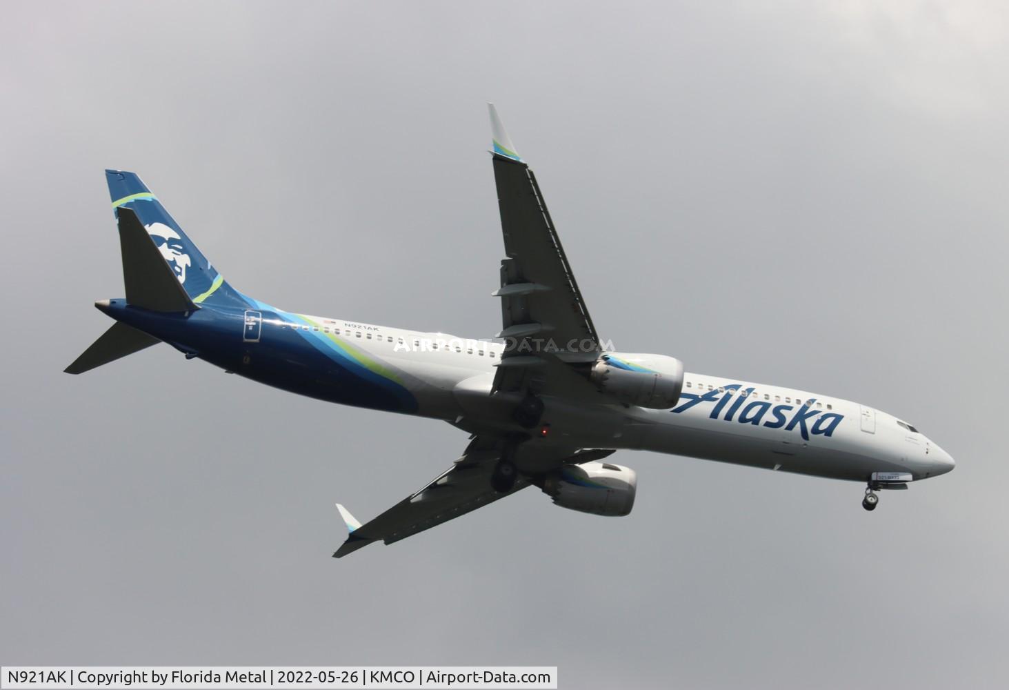 N921AK, 2021 Boeing 737-9 MAX C/N 43337, MCO 2022
