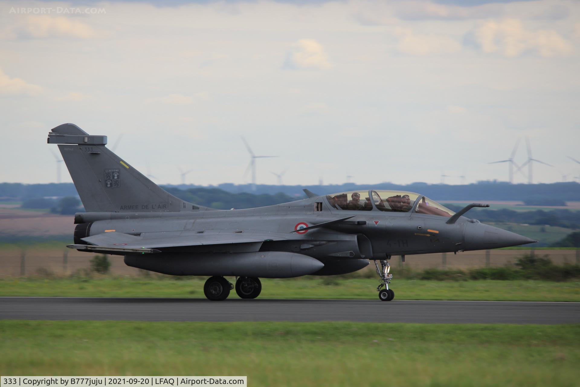 333, Dassault Rafale B C/N 333, at Albert Airshow
new code 4-IH