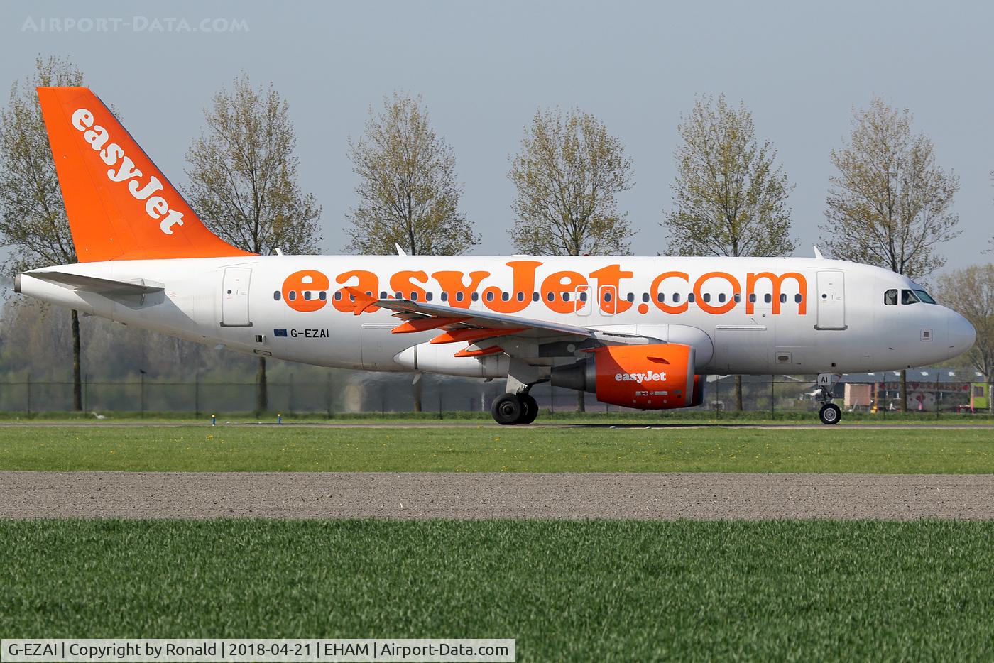 G-EZAI, 2006 Airbus A319-111 C/N 2735, at spl